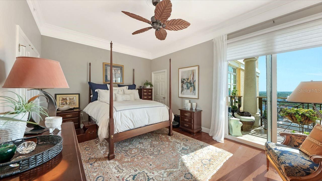 750 N Tamiami Trail, Unit PH08, Sarasota, FL 34236 Photo