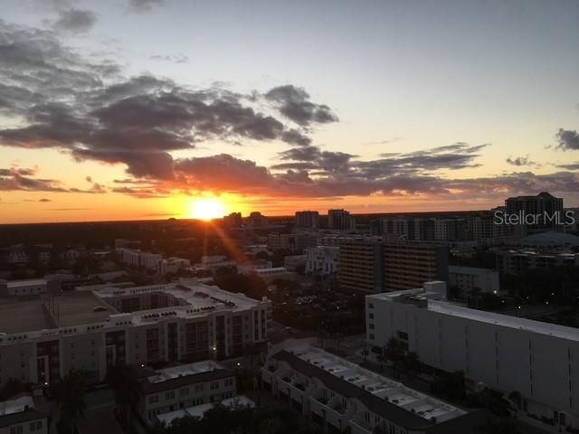 750 N Tamiami Trail, Unit PH08, Sarasota, FL 34236 Photo