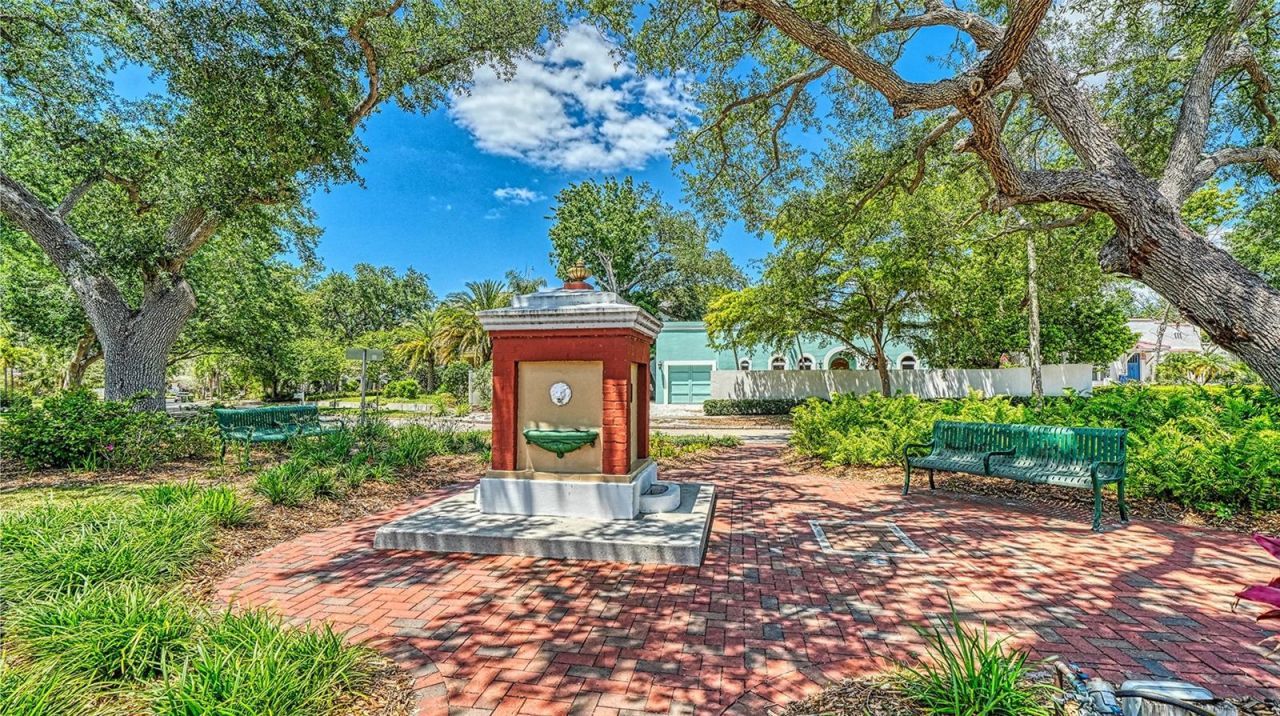 1704 Fortuna Street, Sarasota, FL 34239 Photo