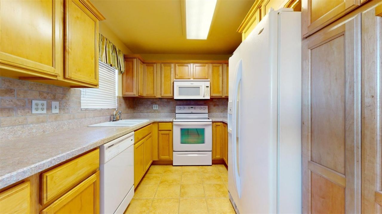 4460 Ironwood Circle, Unit 407A, Bradenton, FL 34209 Photo