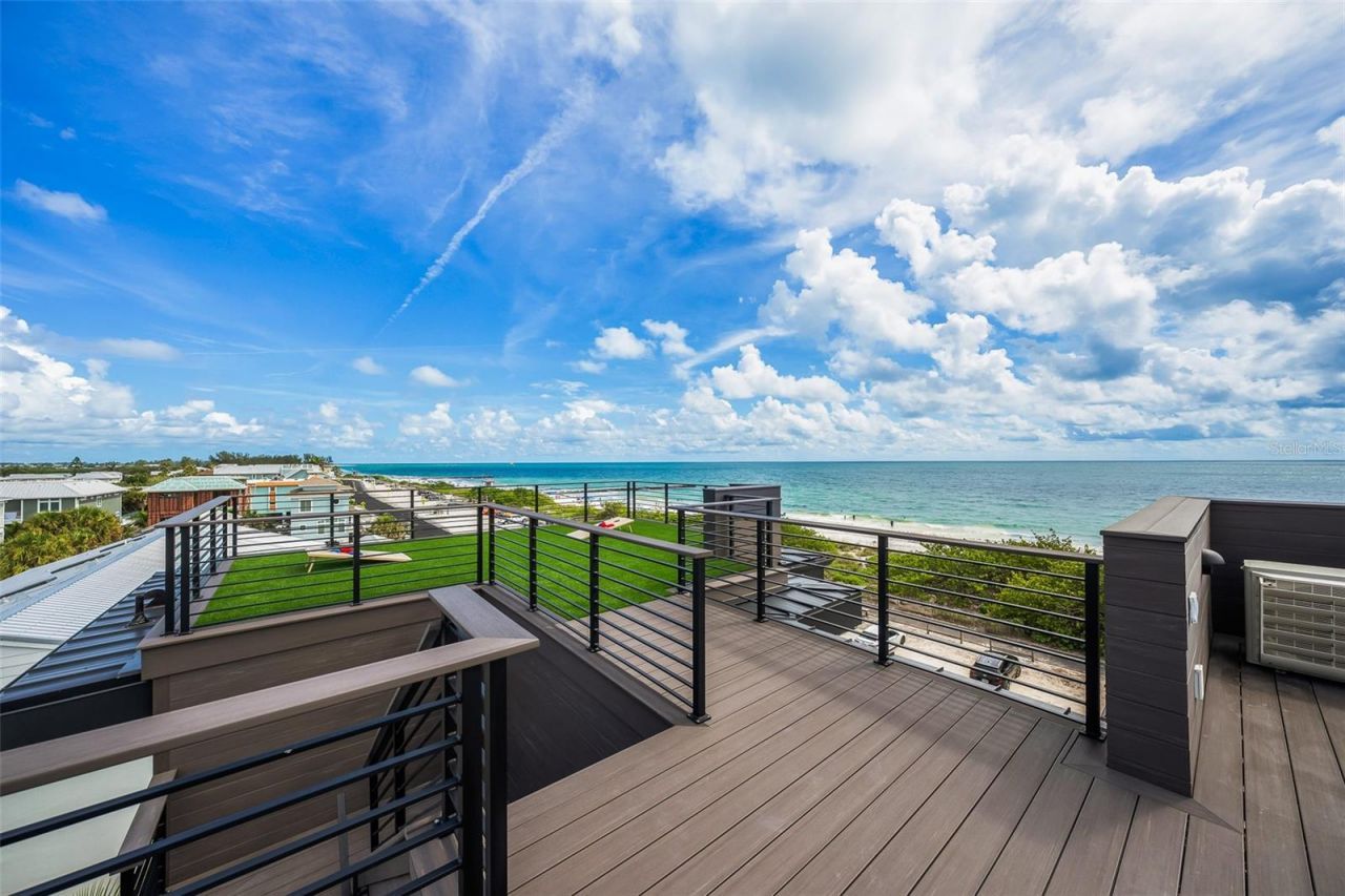 101 7th Street S, Bradenton Beach, FL 34217 Photo