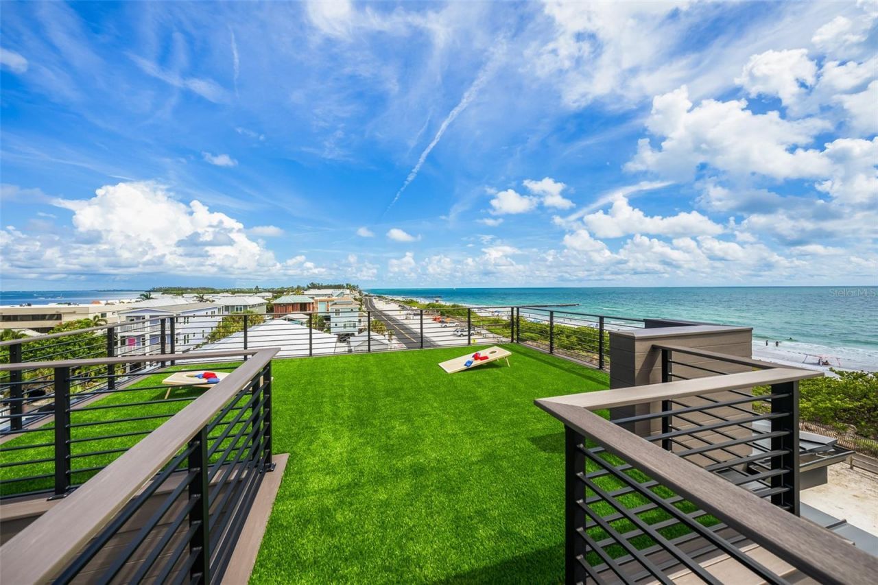 101 7th Street S, Bradenton Beach, FL 34217 Photo