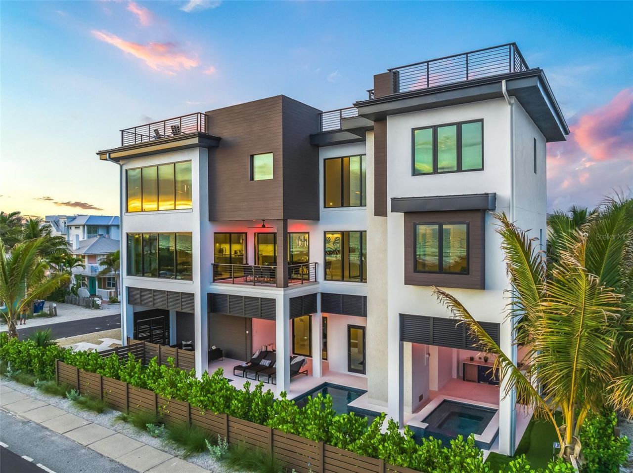 101 7th Street S, Bradenton Beach, FL 34217 Photo