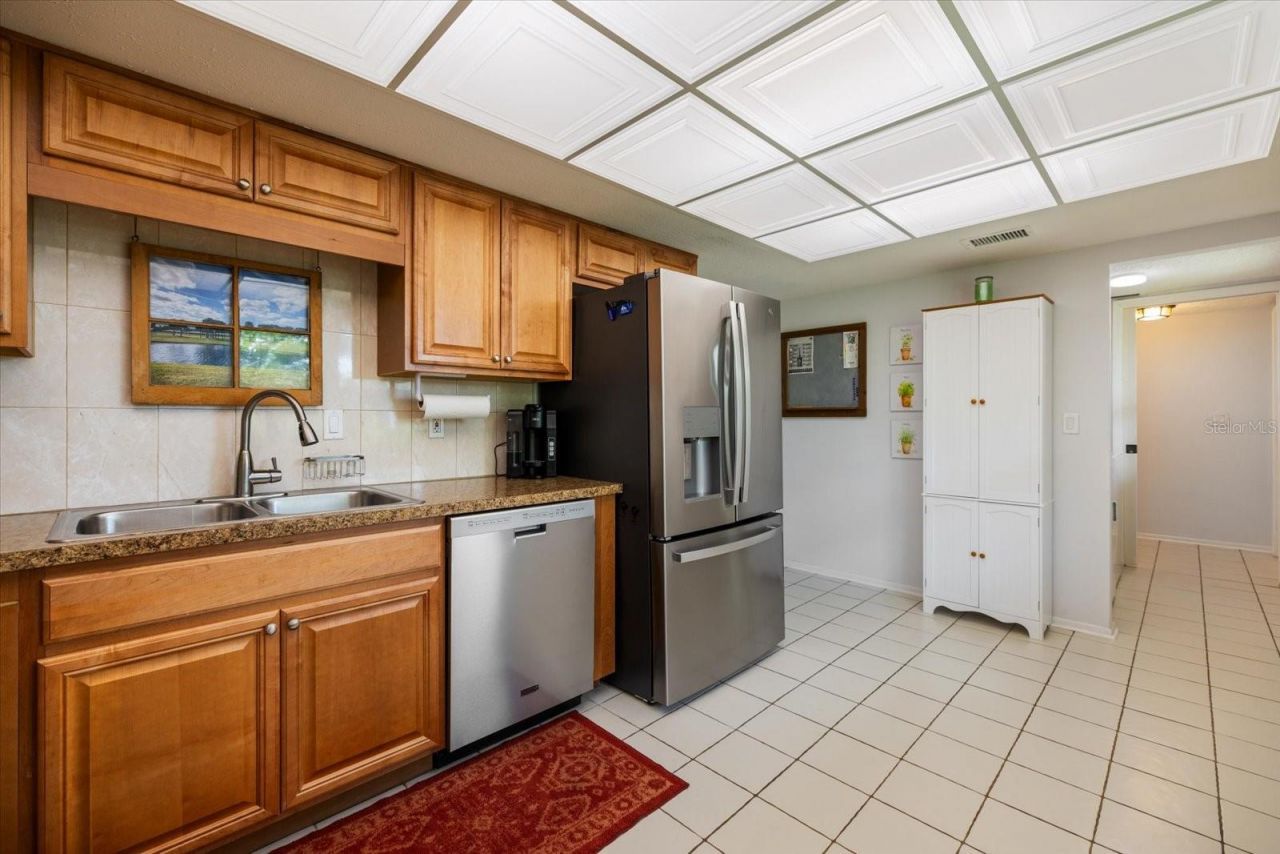 6939 W Country Club Drive N, Unit 156, Sarasota, FL 34243 Photo
