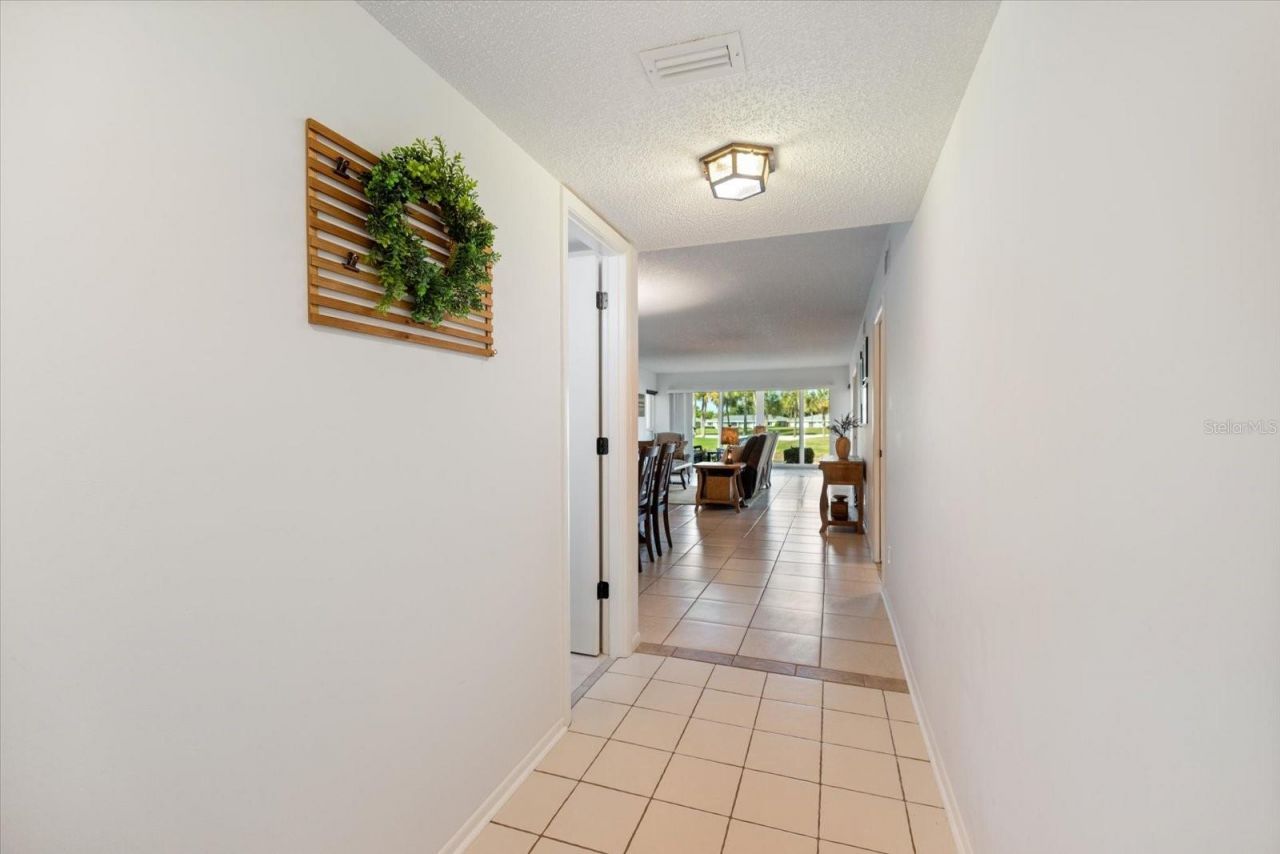 6939 W Country Club Drive N, Unit 156, Sarasota, FL 34243 Photo
