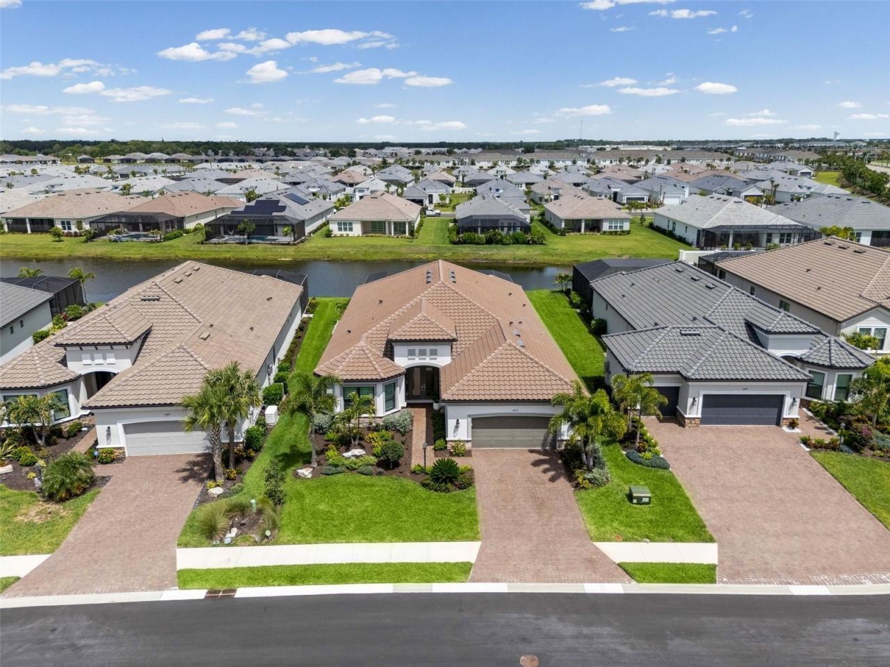 16423 Umbria Place, Lakewood Ranch, FL 34211 Photo