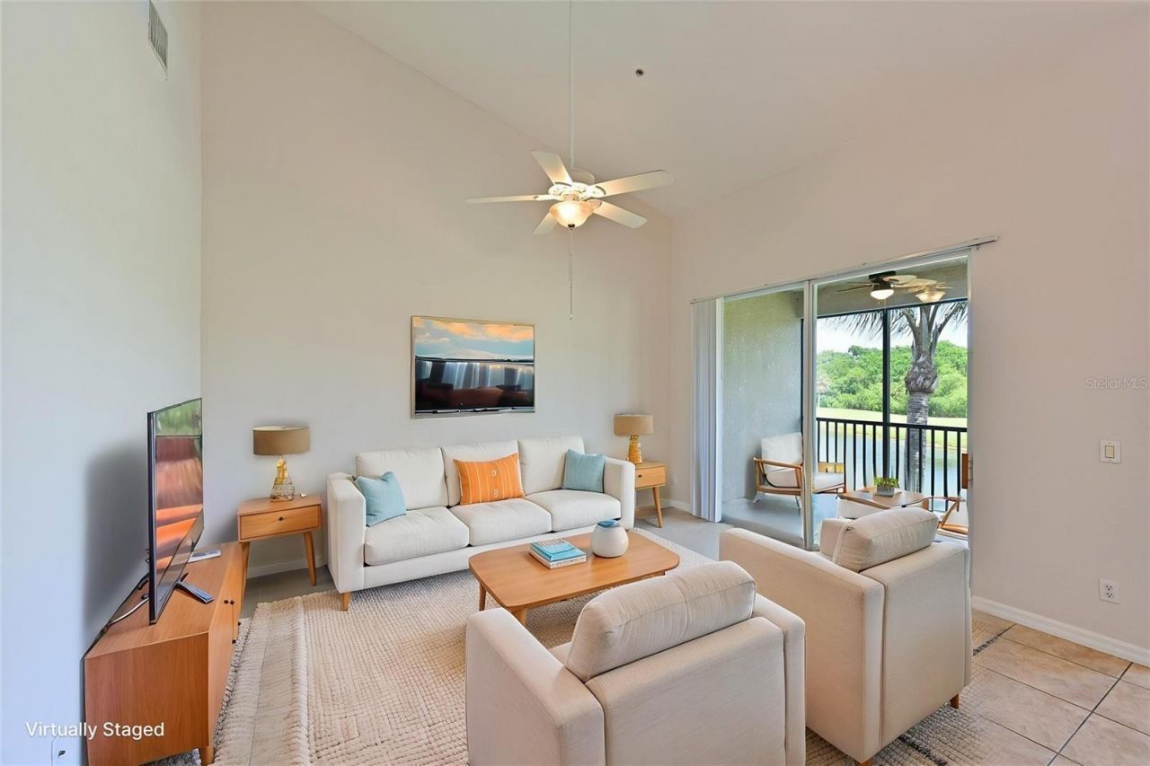 1011 Fairwaycove Lane, Unit 202, Bradenton, FL 34212 Photo