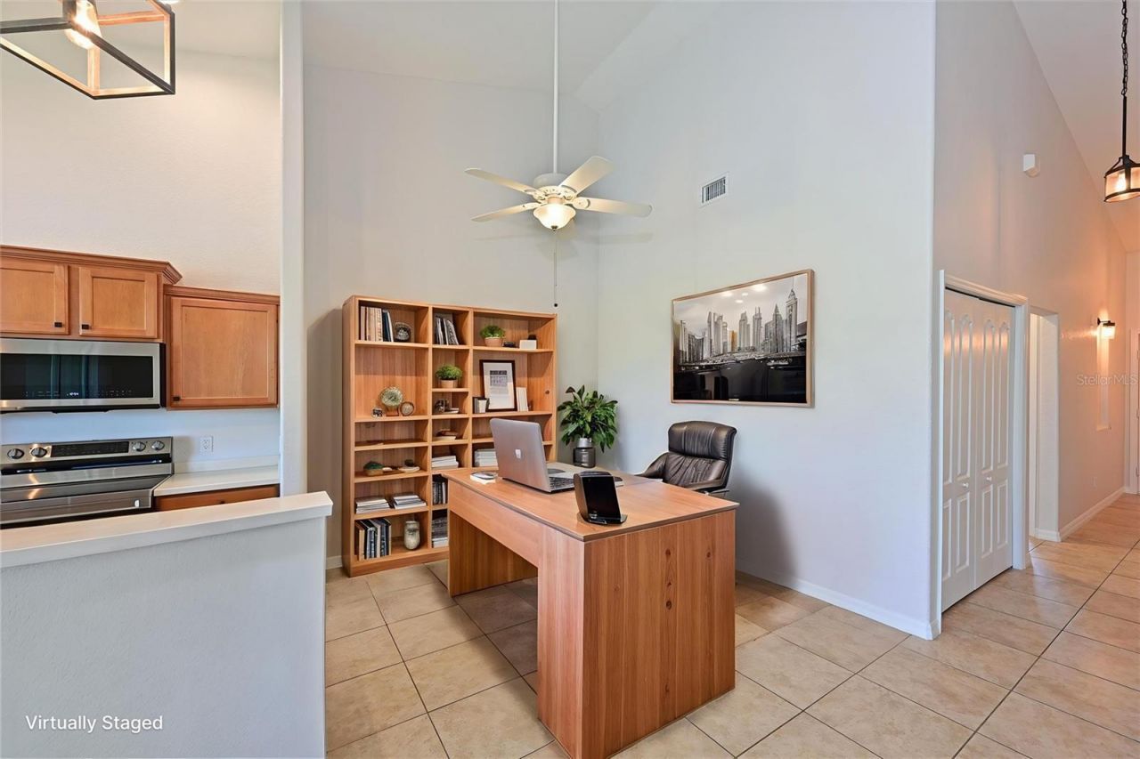 1011 Fairwaycove Lane, Unit 202, Bradenton, FL 34212 Photo
