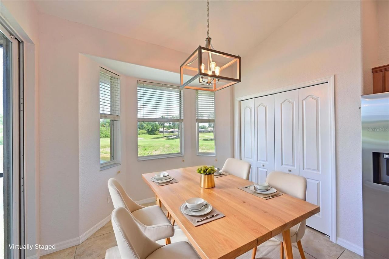 1011 Fairwaycove Lane, Unit 202, Bradenton, FL 34212 Photo