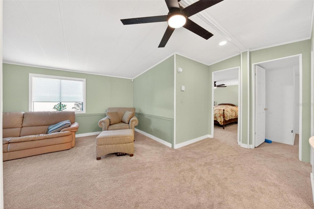 516 Jason Drive, Lady Lake, FL 32159 Photo