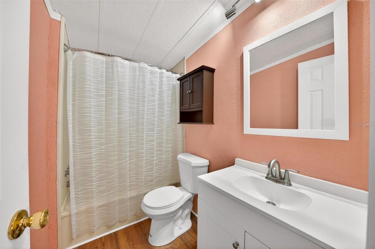 516 Jason Drive, Lady Lake, FL 32159 Photo