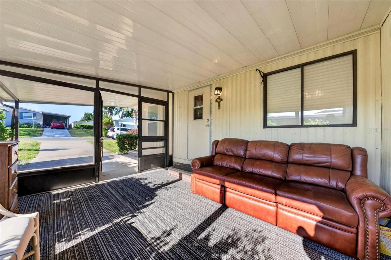 516 Jason Drive, Lady Lake, FL 32159 Photo