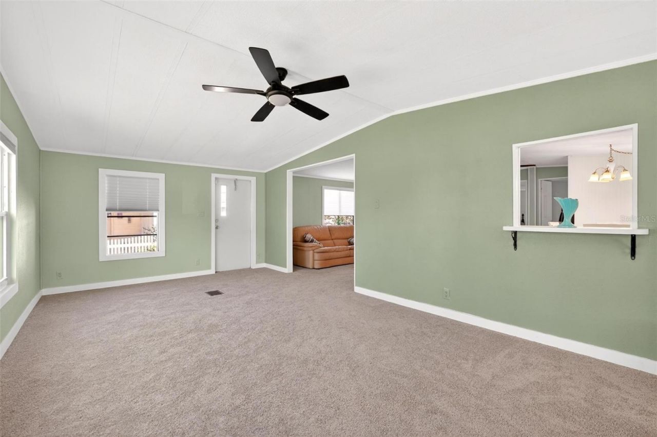 516 Jason Drive, Lady Lake, FL 32159 Photo