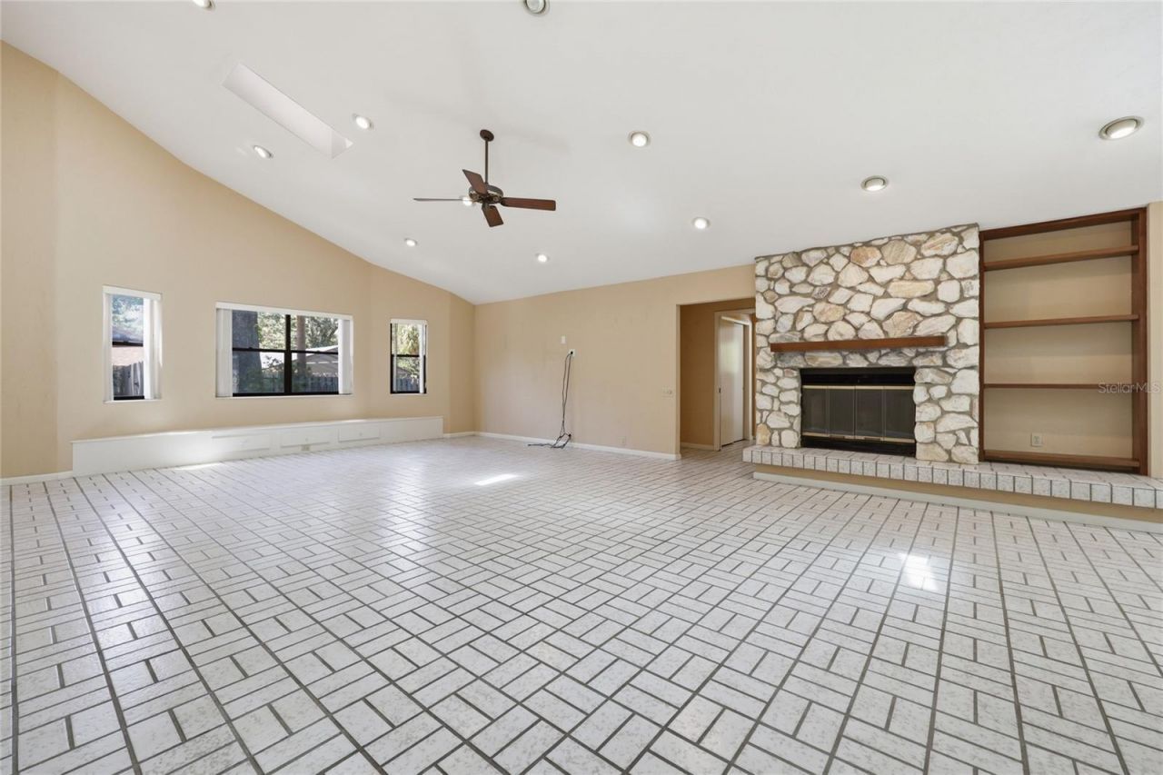 2408 NW 14th Place, Gainesville, FL 32605 Photo