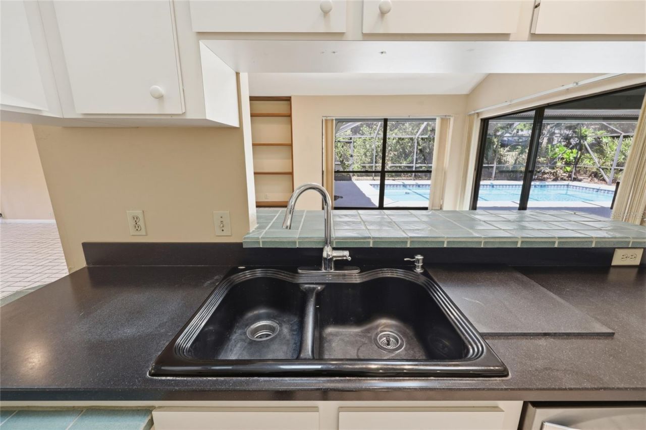 2408 NW 14th Place, Gainesville, FL 32605 Photo