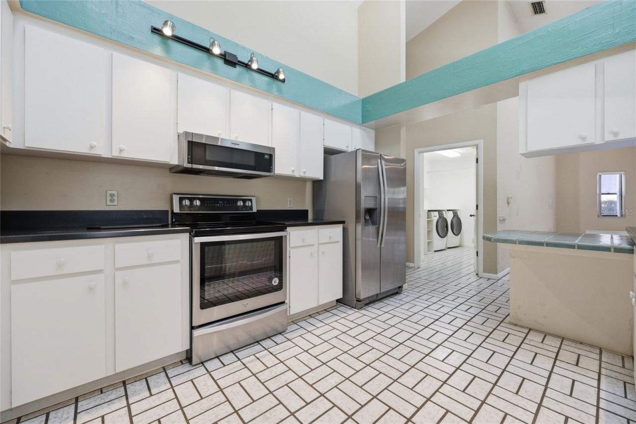 2408 NW 14th Place, Gainesville, FL 32605 Photo