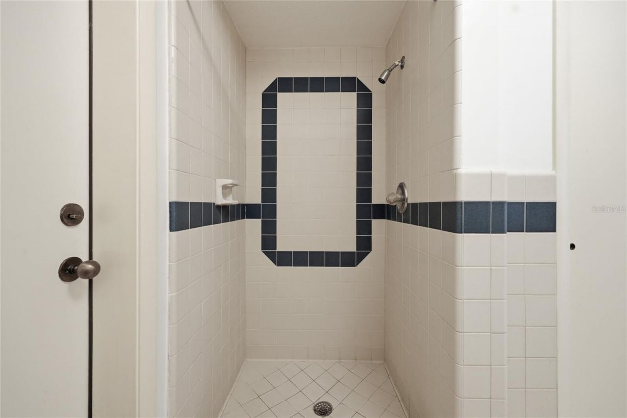 2408 NW 14th Place, Gainesville, FL 32605 Photo