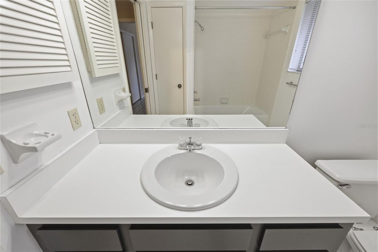 2408 NW 14th Place, Gainesville, FL 32605 Photo