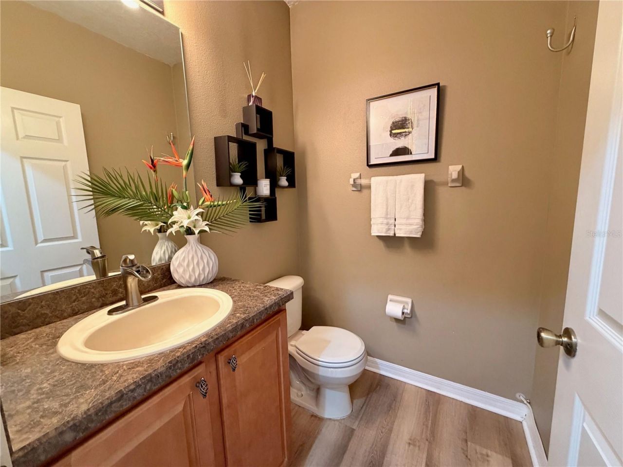 25012 Chipshot Court, Sorrento, FL 32776 Photo