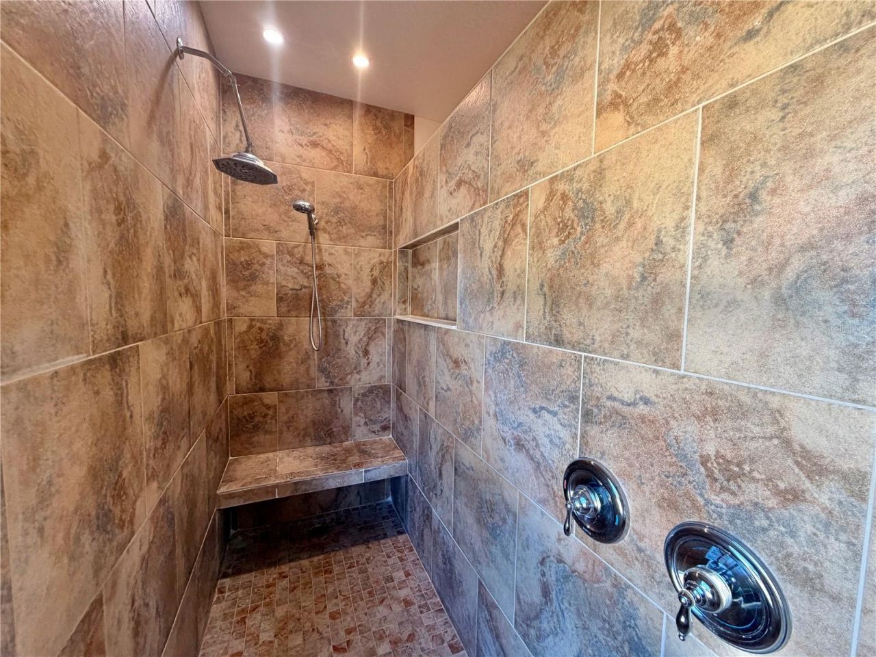 25012 Chipshot Court, Sorrento, FL 32776 Photo