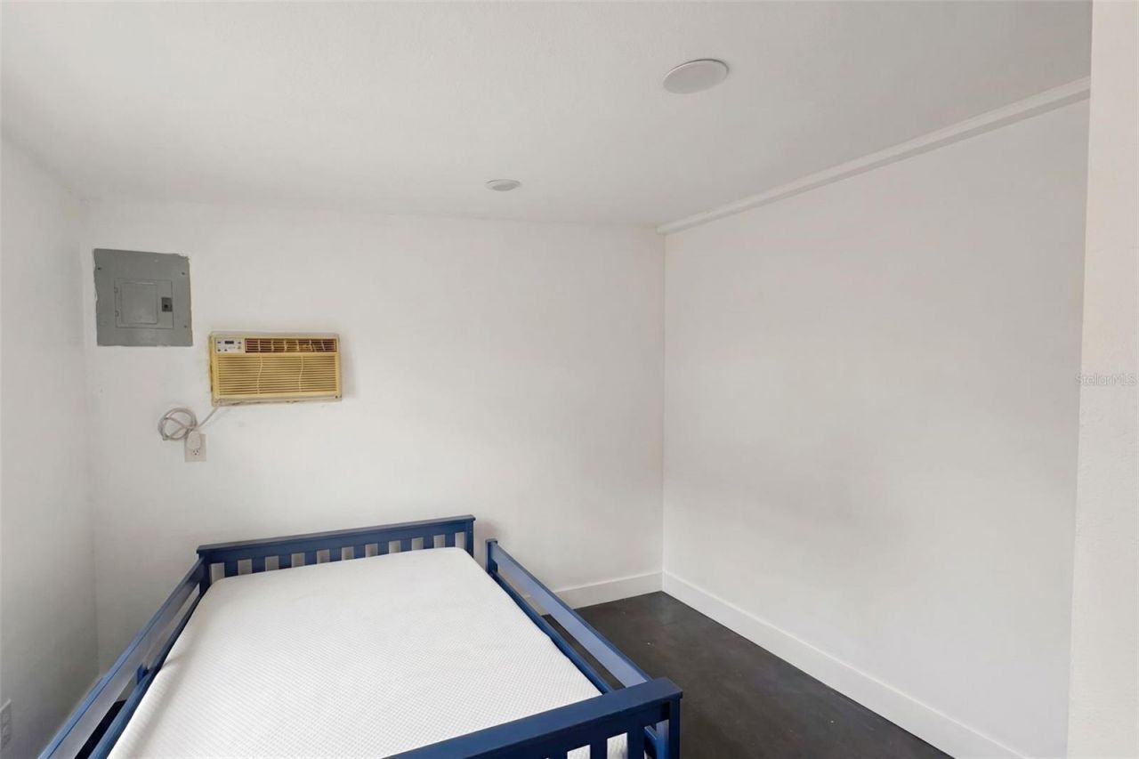 5521 Sharon Avenue, Intercession City, FL 33848 Photo