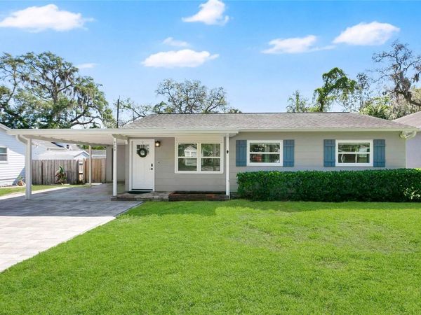 2105 S PALMETTO AVENUE , SANFORD, FL 32771