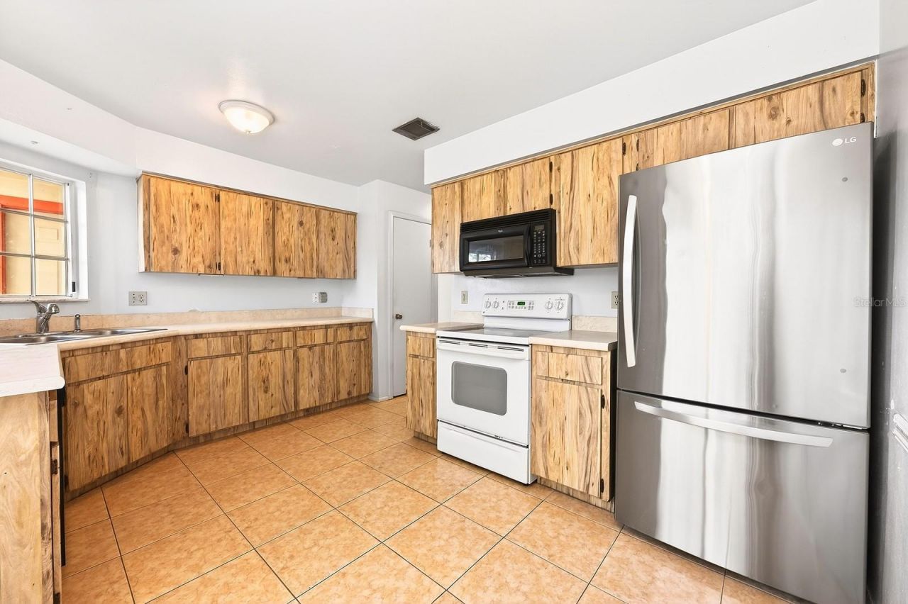 568 Abington Court, Apopka, FL 32703 Photo