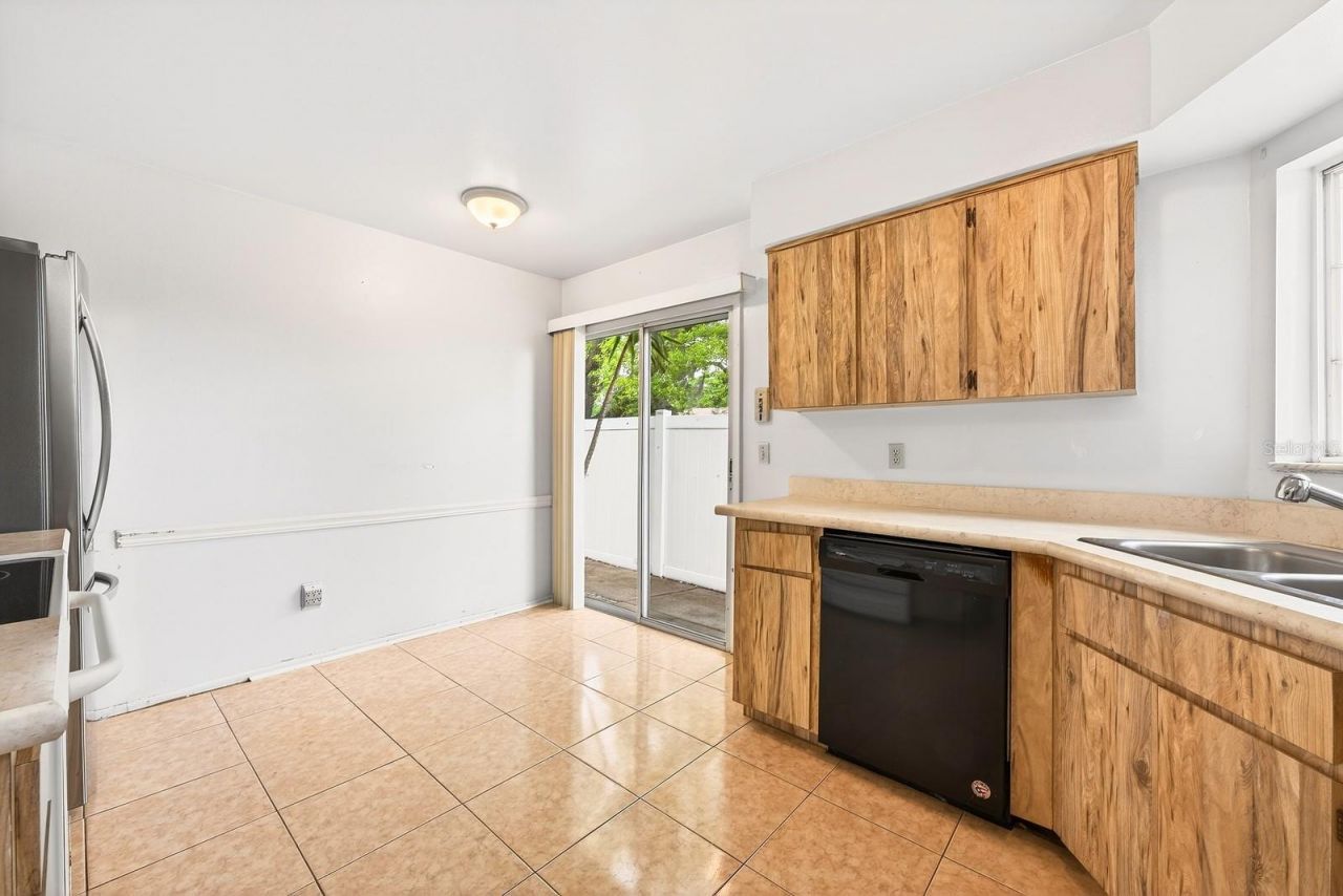 568 Abington Court, Apopka, FL 32703 Photo