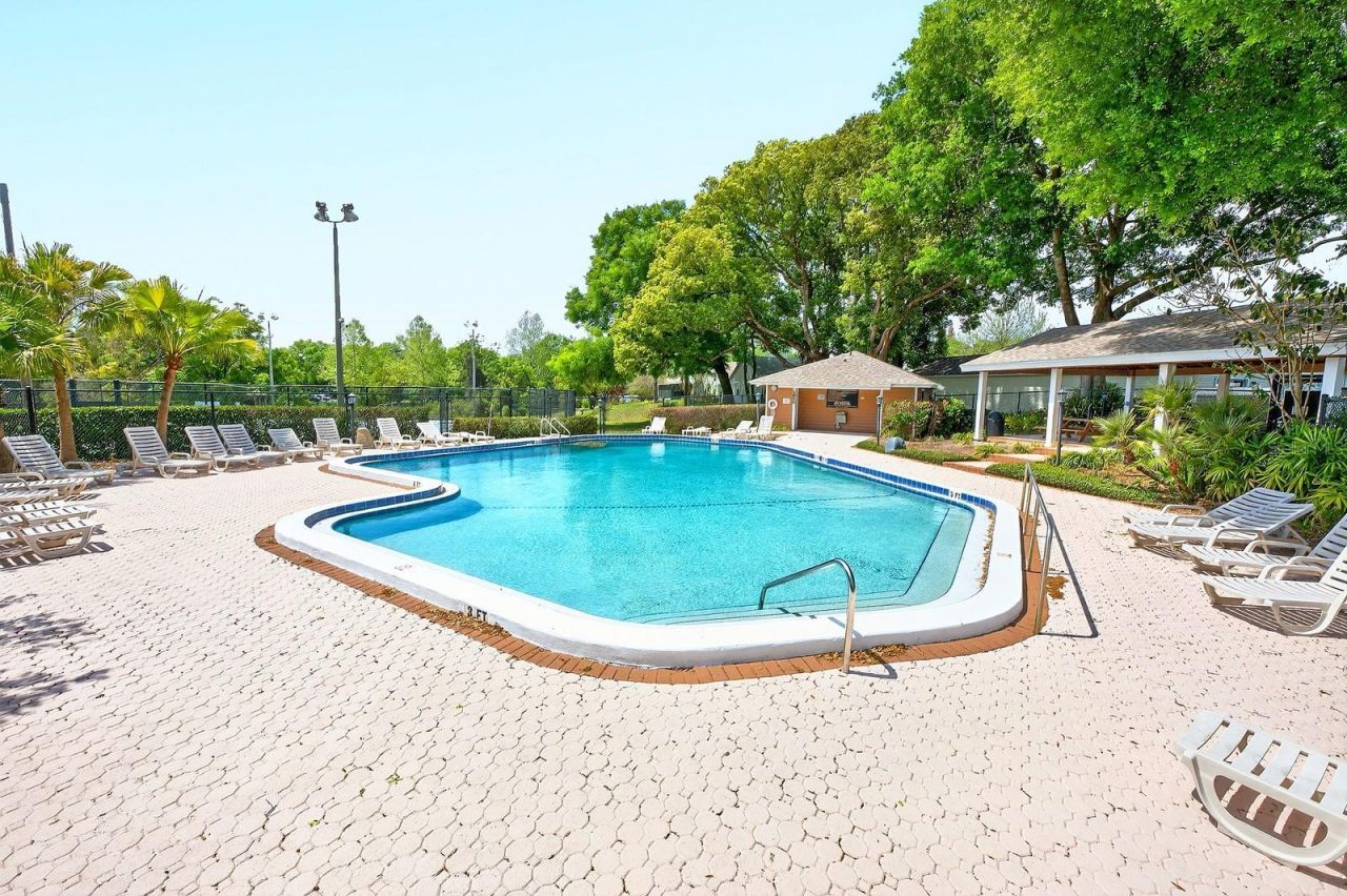 568 Abington Court, Apopka, FL 32703 Photo