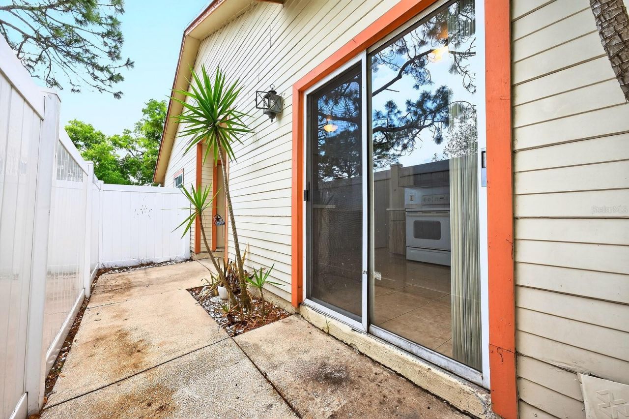 568 Abington Court, Apopka, FL 32703 Photo