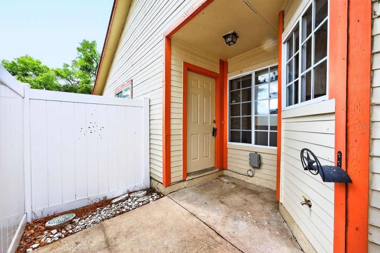 568 Abington Court, Apopka, FL 32703 Photo