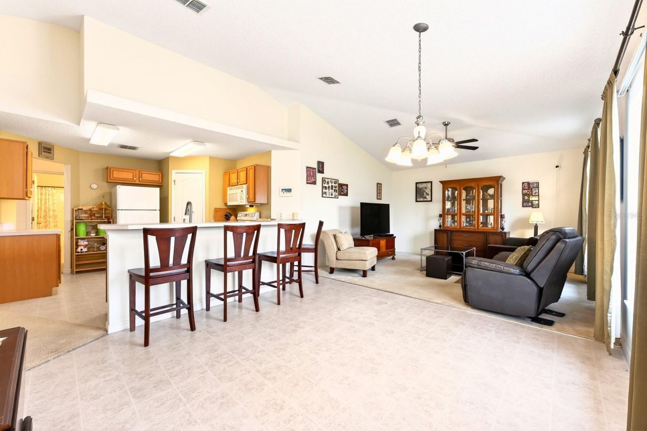 416 Lakeview Road, Kissimmee, FL 34759 Photo