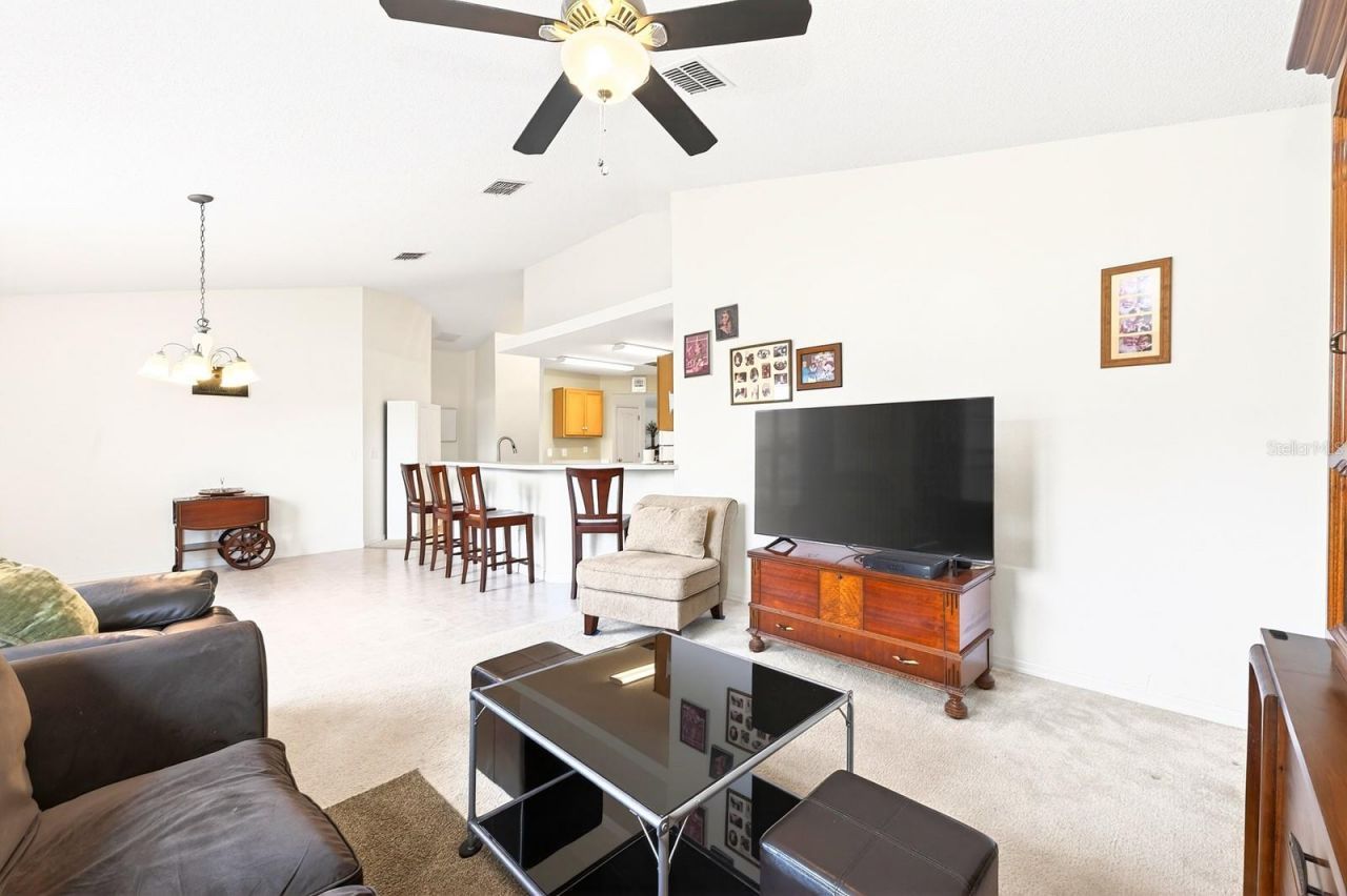 416 Lakeview Road, Kissimmee, FL 34759 Photo