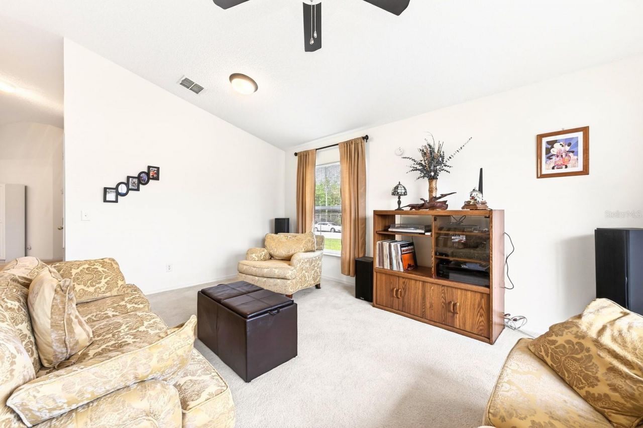 416 Lakeview Road, Kissimmee, FL 34759 Photo