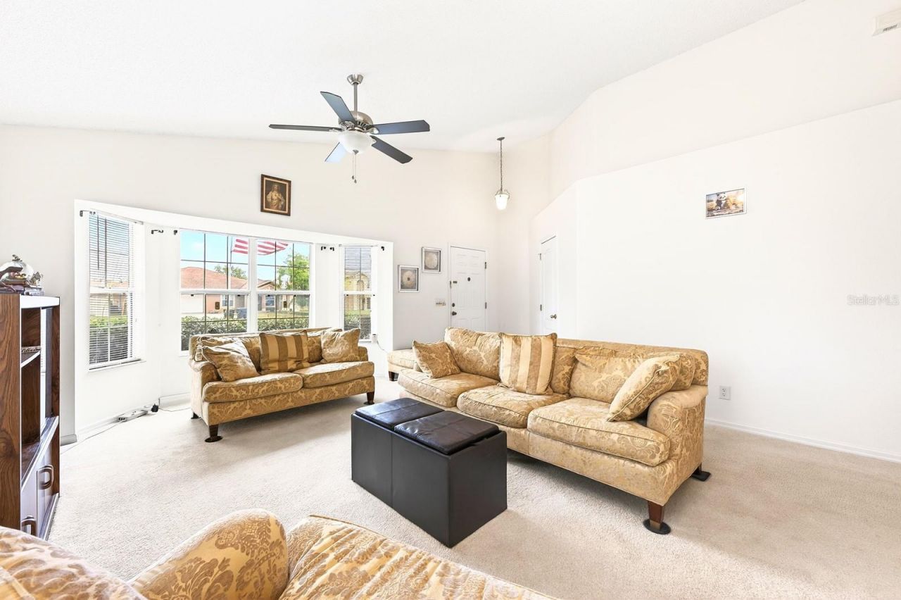 416 Lakeview Road, Kissimmee, FL 34759 Photo