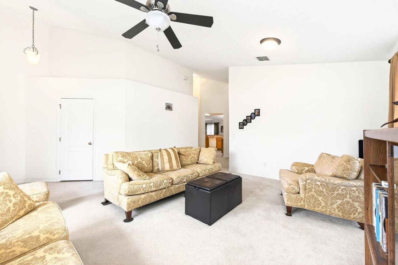 416 Lakeview Road, Kissimmee, FL 34759 Photo