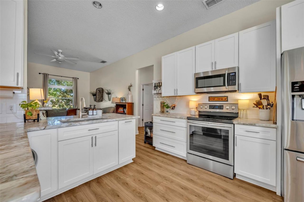 3397 Sterling Lake Circle, Oviedo, FL 32765 Photo