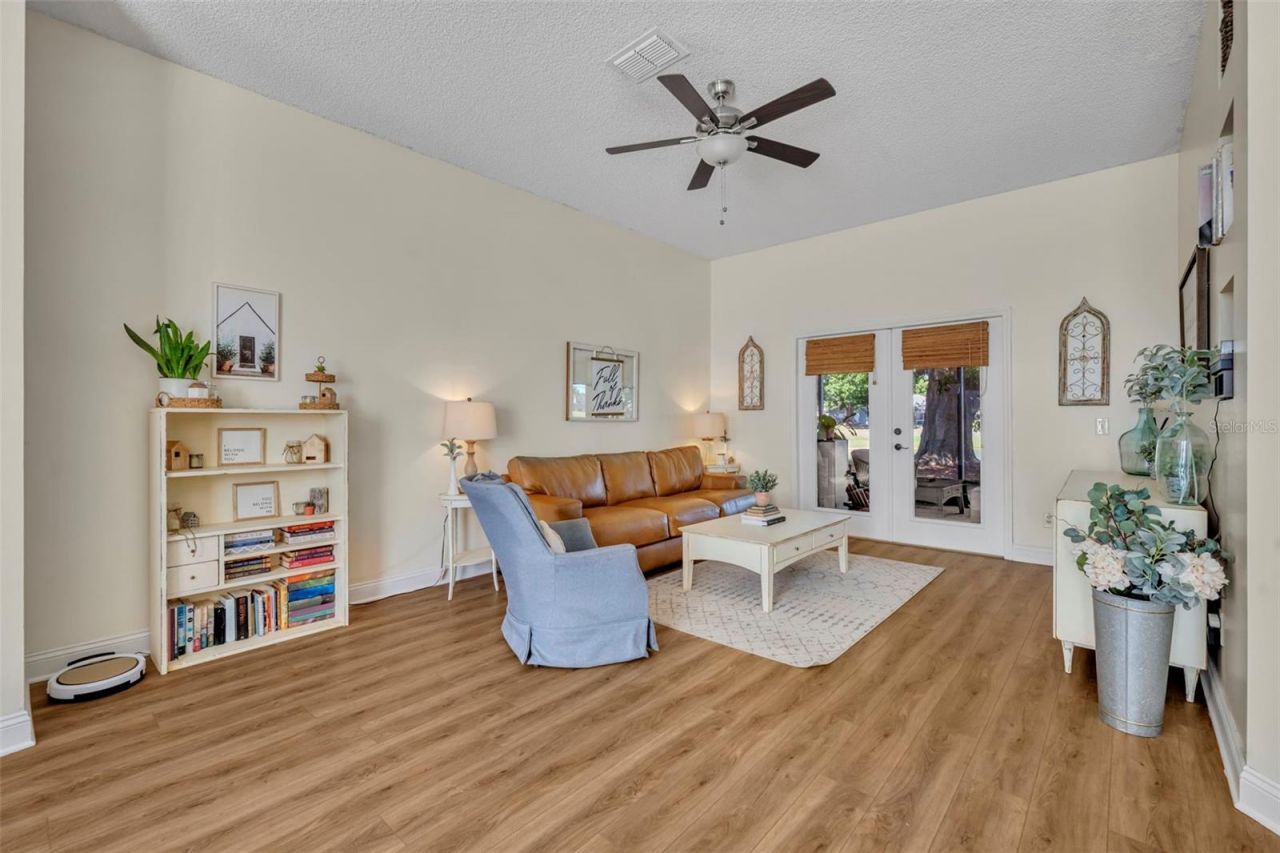 3397 Sterling Lake Circle, Oviedo, FL 32765 Photo