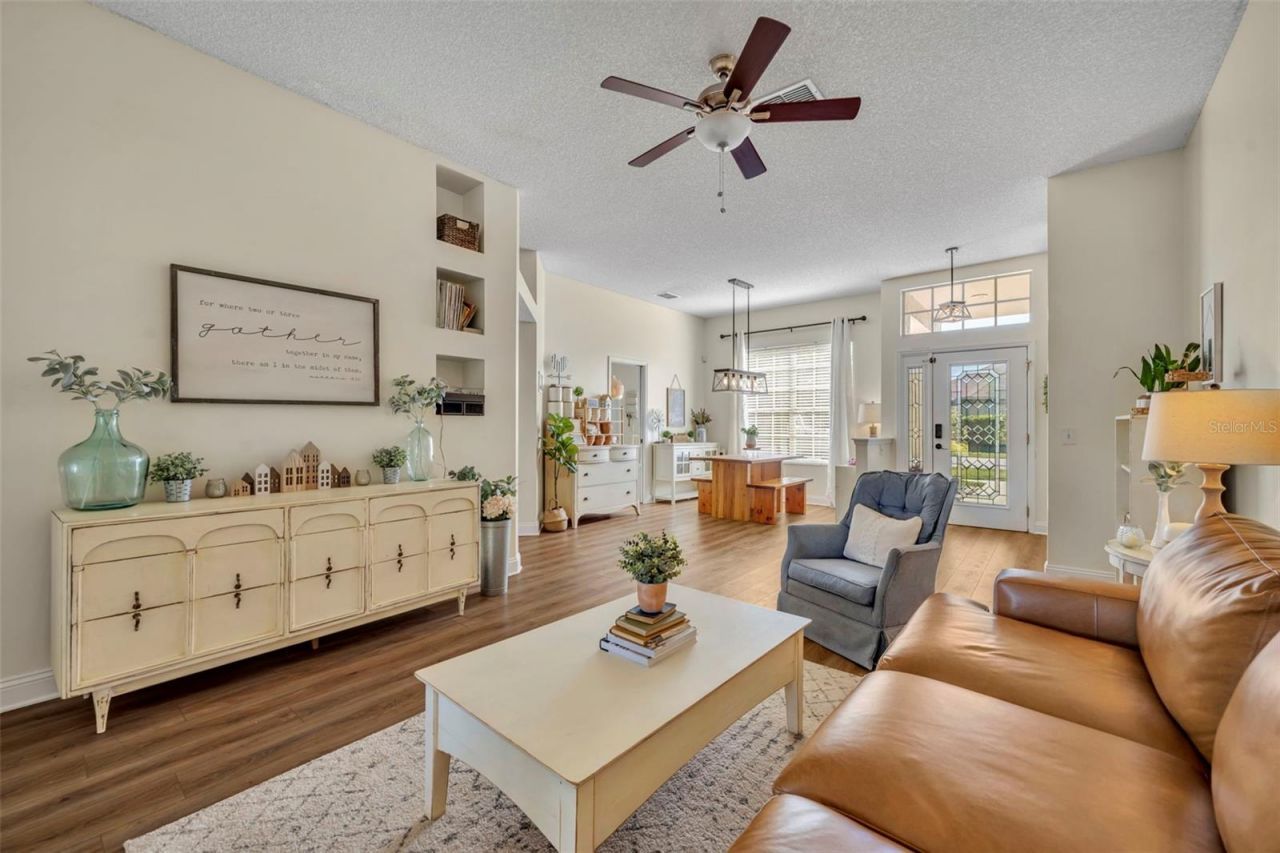 3397 Sterling Lake Circle, Oviedo, FL 32765 Photo