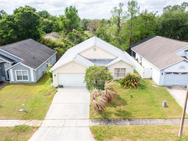 220 BAY STREET , APOPKA, FL 32712