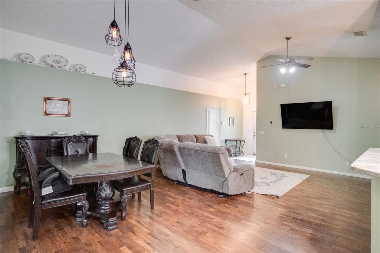 220 Bay Street, Apopka, FL 32712 Photo