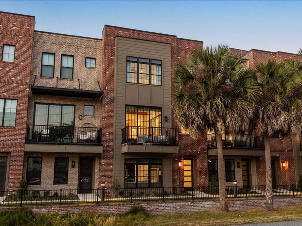 68 N PARK AVENUE , WINTER GARDEN, FL 34787