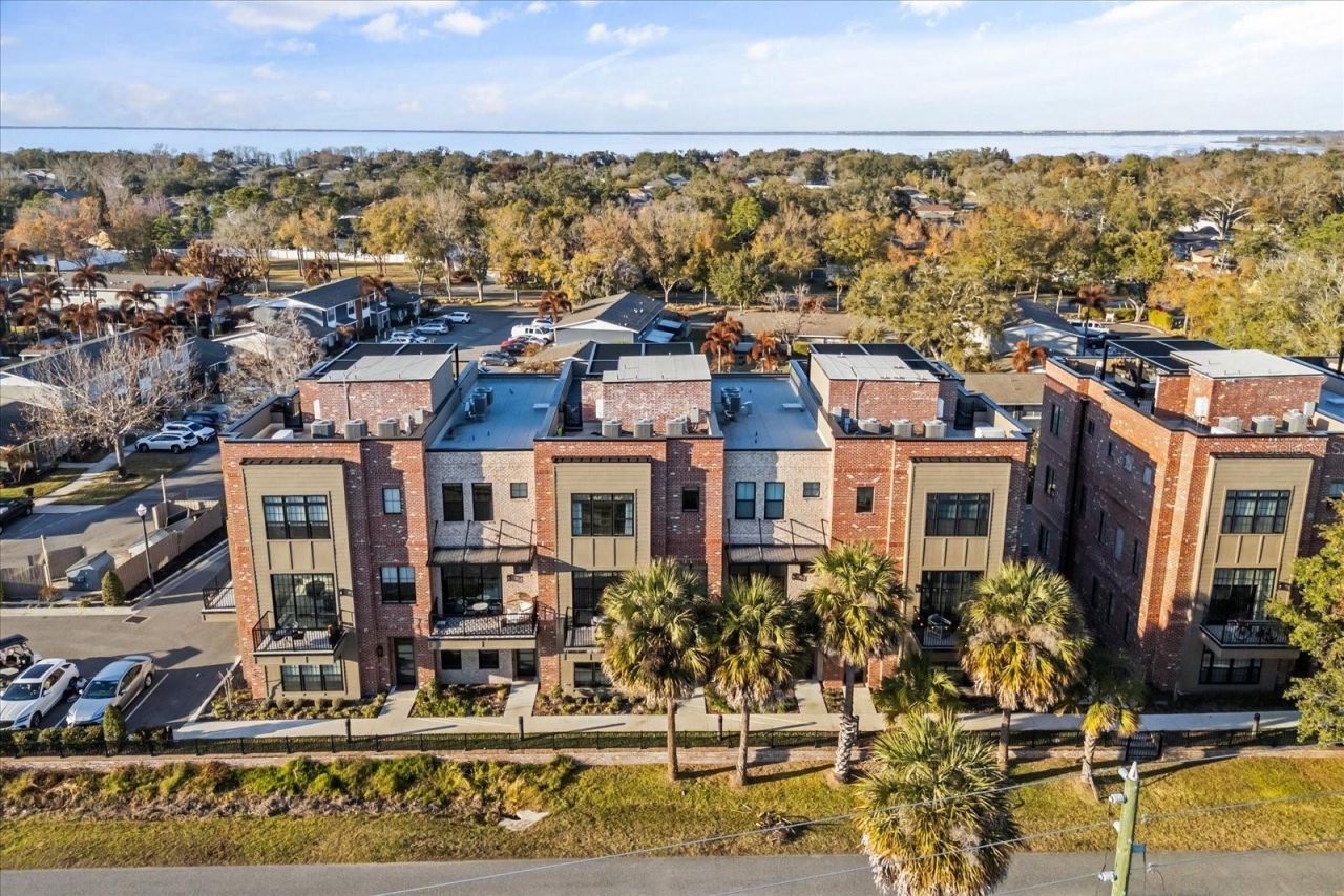 68 N Park Avenue, Winter Garden, FL 34787 Photo