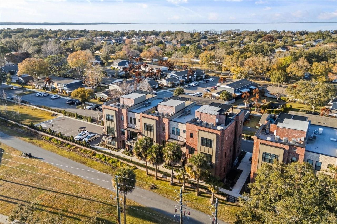 68 N Park Avenue, Winter Garden, FL 34787 Photo