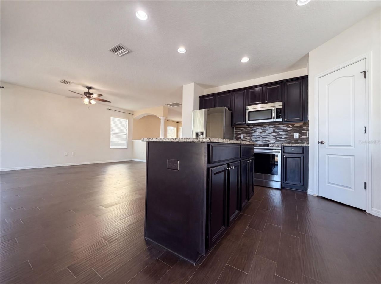 12437 Field Point Way, Spring Hill, FL 34610 Photo