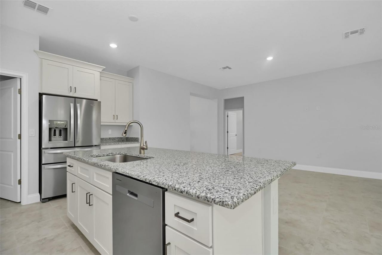 8736 N Vince Drive, Dunnellon, FL 34434 Photo