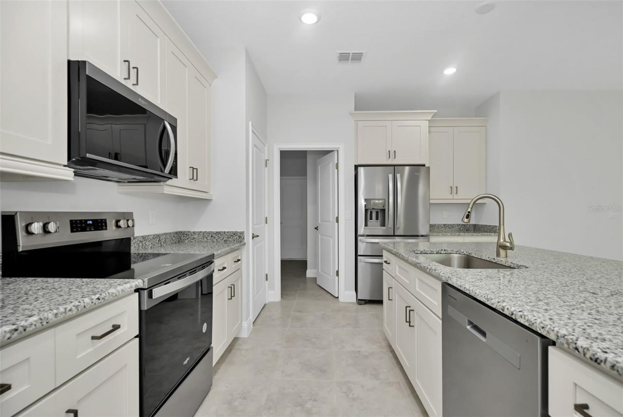 8736 N Vince Drive, Dunnellon, FL 34434 Photo