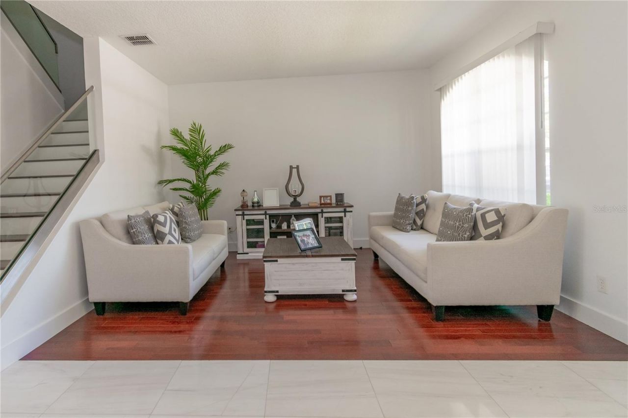 6609 Lake Pembroke Place, Orlando, FL 32829 Photo