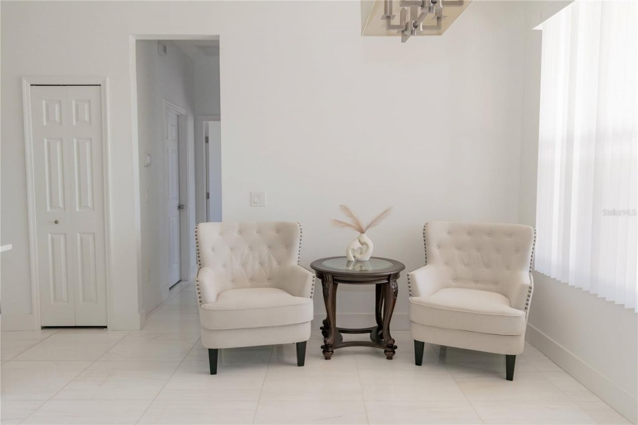 6609 Lake Pembroke Place, Orlando, FL 32829 Photo