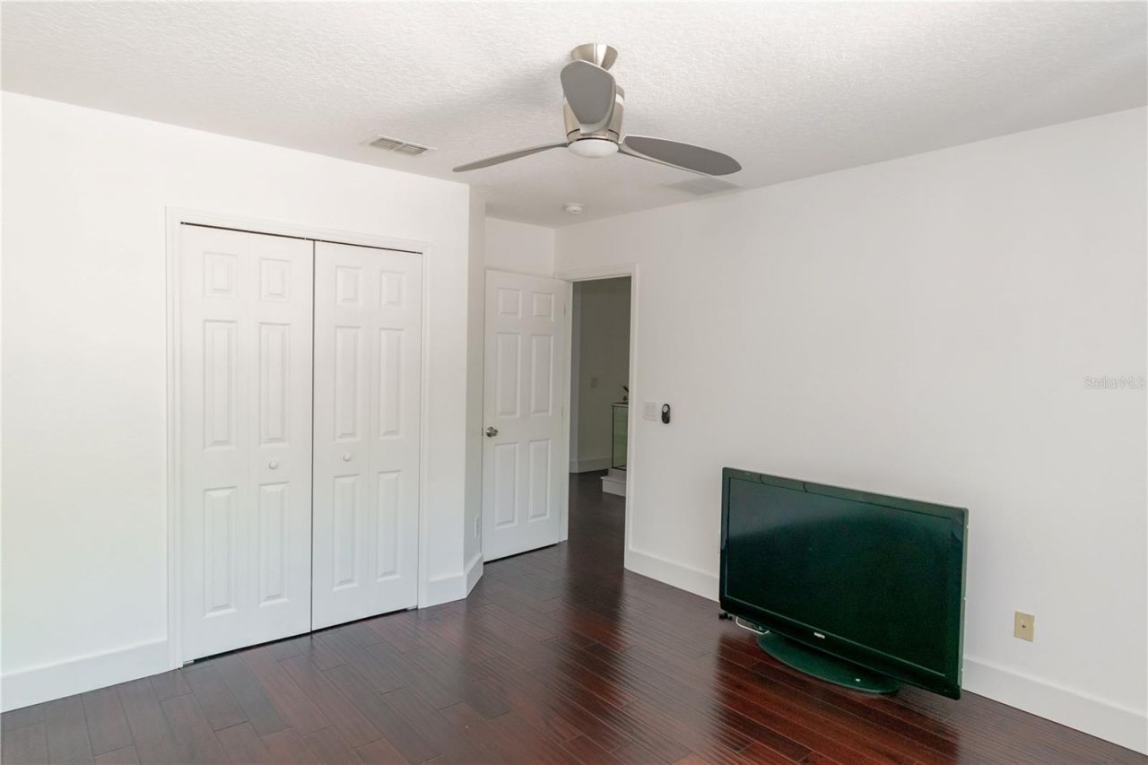 6609 Lake Pembroke Place, Orlando, FL 32829 Photo